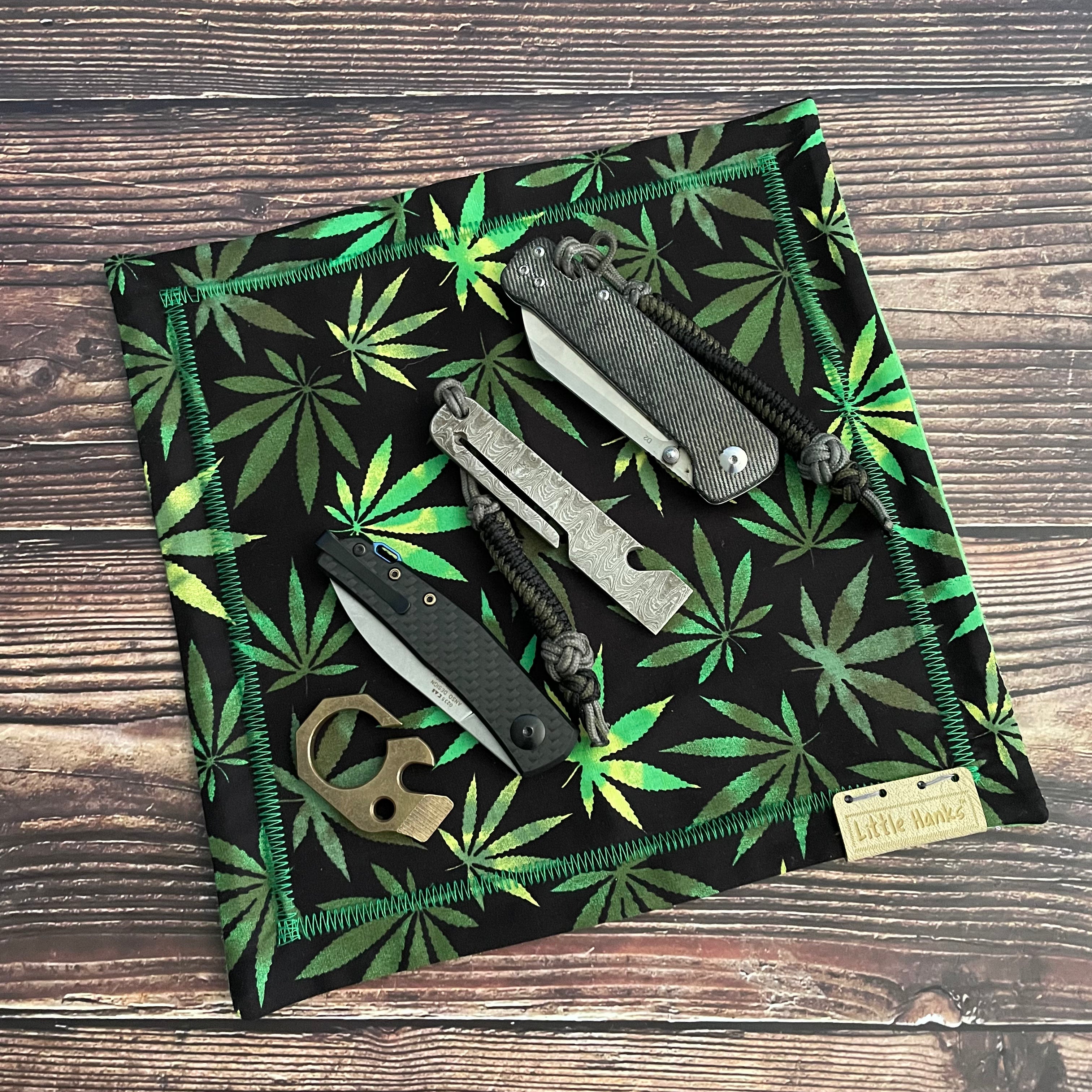 Hemp Leaf